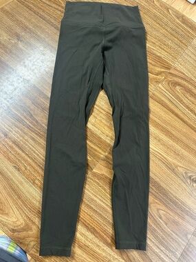 HeyNuts Olive Green Activewear Leggings Tag Found